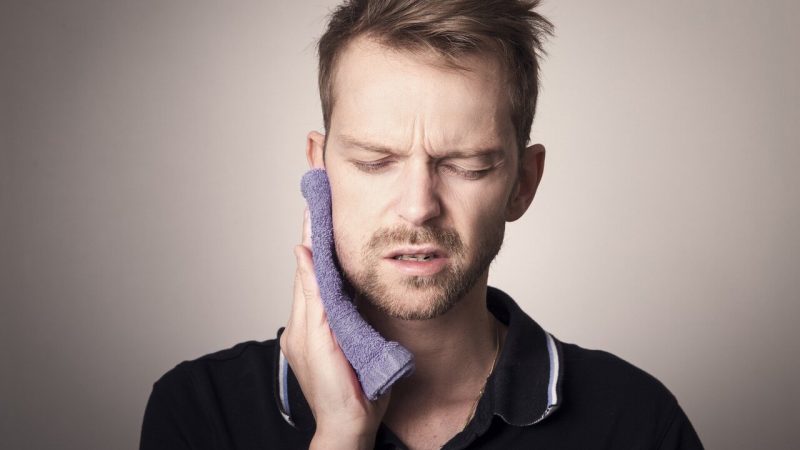 Sleeping Advice for Toothache Sufferers