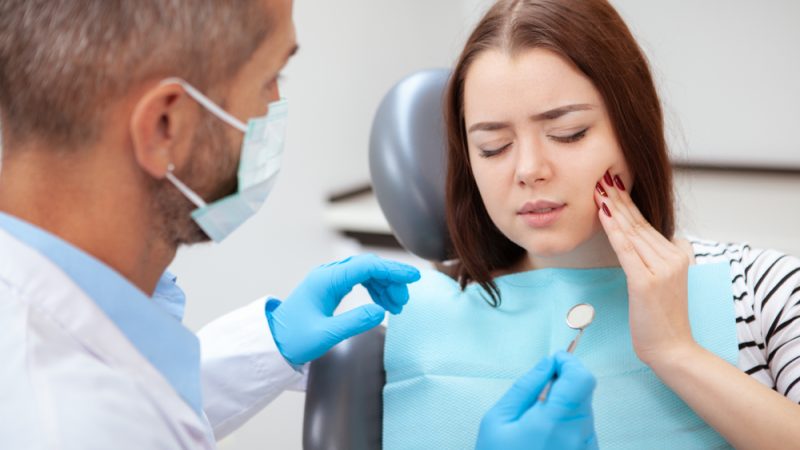 Types of Dental Emergencies and What to Do