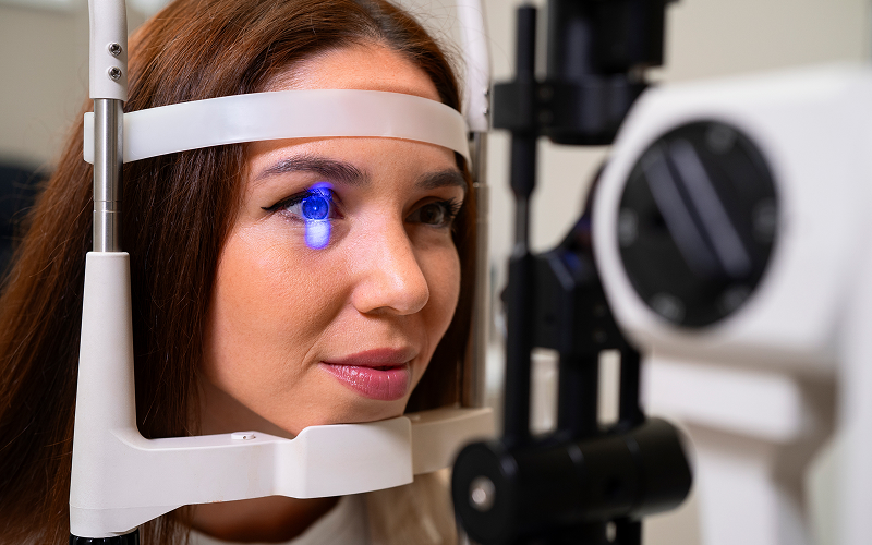 LASIK in Singapore: What Eye Specialists Want You to Know Before Booking Surgery