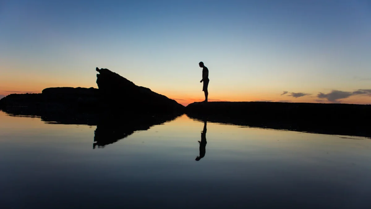 Insightful Therapy Guidance Strengthening Confidence Through Personal Reflection